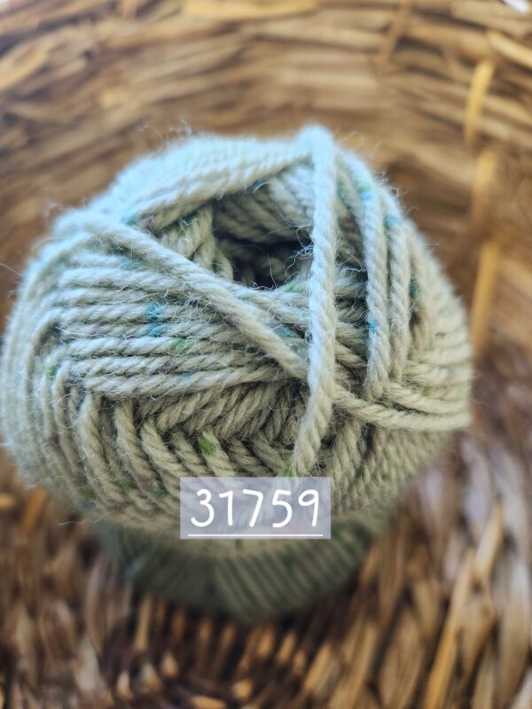 Loyal Tweed 8ply - Image 10