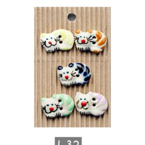 5 buttons per card. Animal themed
