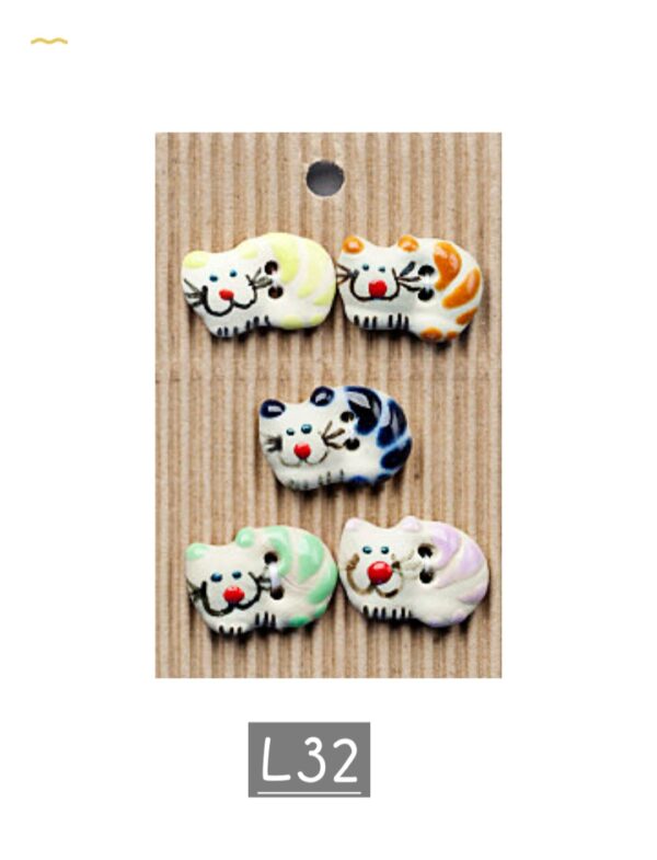 5 buttons per card. Animal themed