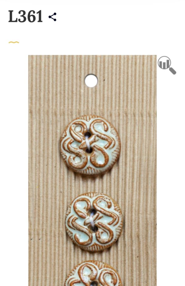 5 Buttons per card. Garden Themed - Image 12